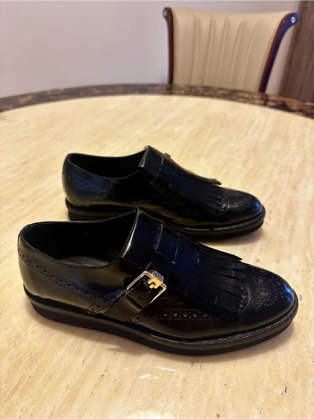 Tod's Black Leather Fringe Kiltie Loafers Size 7 - Picture 3 of 6